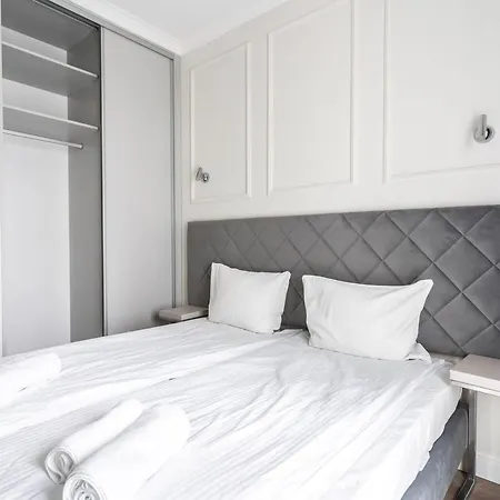 Appartamento Urban Chic - Luxury Stay At Mennica Residence Warsaw